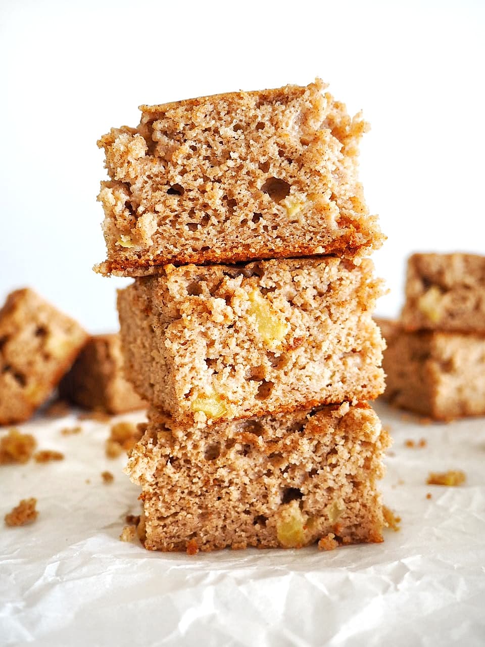 Apple Pie Protein Cake Bars
